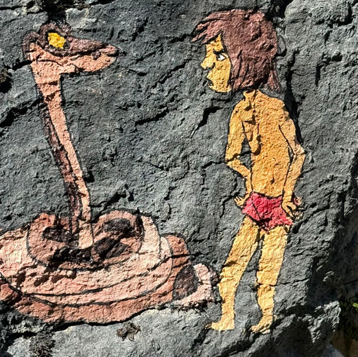Mowgli et Kaa, peinture sur rochers